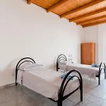 Masseria Delle Api شقة سكورانو